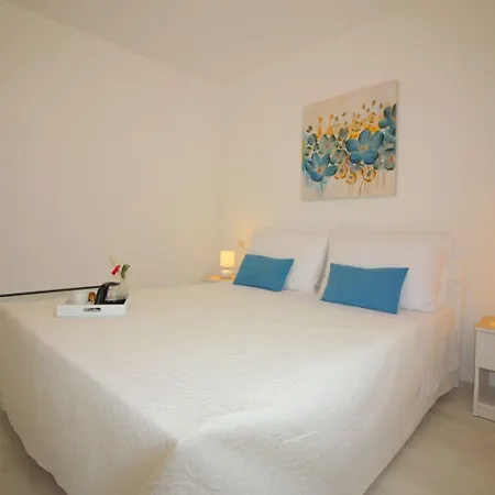 Besonderes Mit Pool, Babybett, Garten, Grill, Kinderspielplatz, Parkplatz *