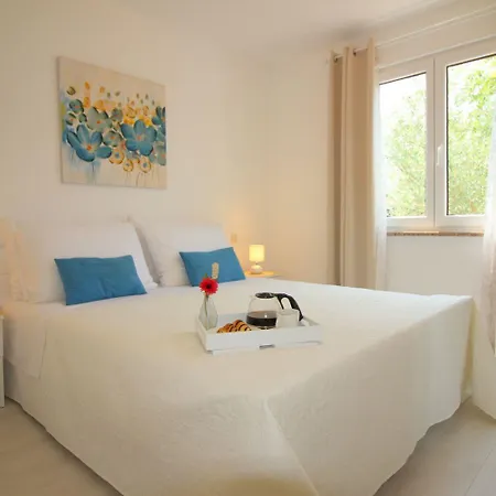Apartman Besonderes Mit Pool, Babybett, Garten, Grill, Kinderspielplatz, Parkplatz Porec